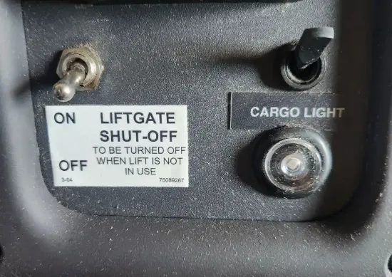 Picture of (Used) 2018 Freightliner M2 106, MISCELLANEOUS DASH SWITCHES