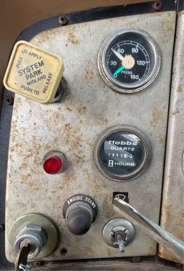 Picture of (Used) 1988 Ford 8000, MISCELLANEOUS DASH SWITCHES