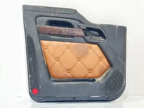 Picture of (Used) 2023 Kenworth T680, INTERIOR DOOR PANEL