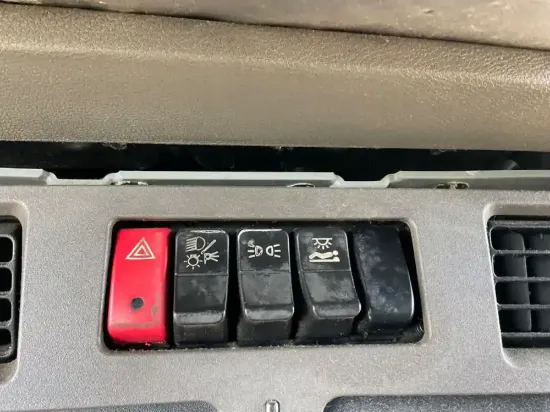 Picture of (Used) 2019 Kenworth T680, MISCELLANEOUS DASH SWITCHES