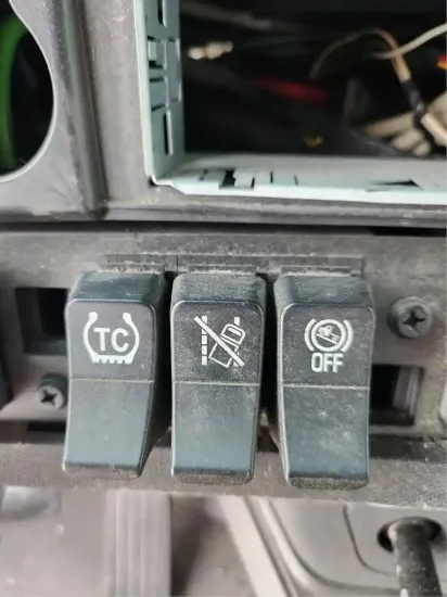 Picture of (Used) 2023 Kenworth T680, MISCELLANEOUS DASH SWITCHES