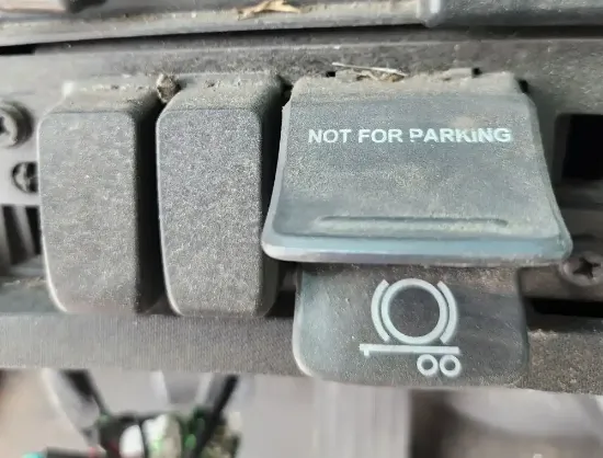 Picture of (Used) 2023 Kenworth T680, MISCELLANEOUS DASH SWITCHES