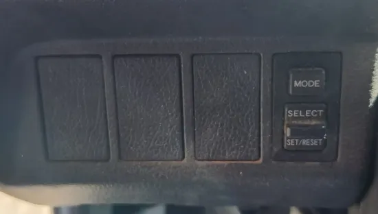 Picture of (Used) 2015 Hino 268, MISCELLANEOUS DASH SWITCHES