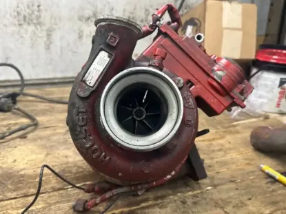 Picture of DO NOT SELL *INTERNAL ITEM* (Used) 2017 CUMMINS ISX15 TURBO w/ VGT,
Make: Holset,
Model: HE400VG,
Assembly Number: 3796349,
Part Number: 3796389,
Serial Number: 1501037203,
 


