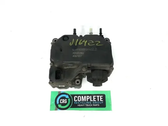 Picture of (Used) 2016 Autocar Xpert, Denoxtronic DEF DOSING PUMP 