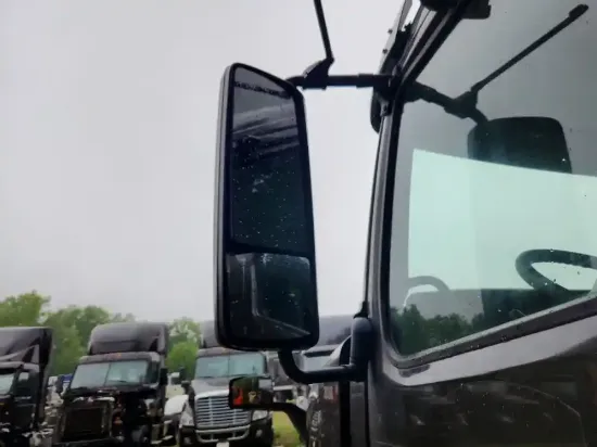 Picture of (Used) 2013 Volvo VNL, SIDE VIEW MIRROR