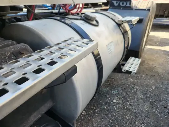 Picture of (Used) 2010 Volvo VNL, FUEL TANK