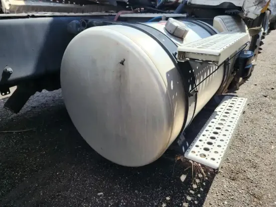 Picture of (Used) 2021 Freightliner Cascadia 116, FUEL TANK