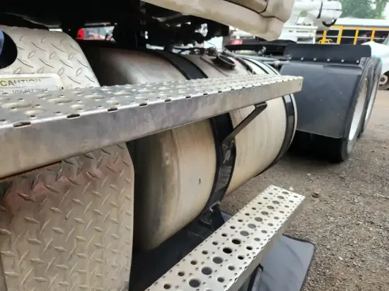Picture of (Used) 2020 Freightliner Cascadia 126, FUEL TANK