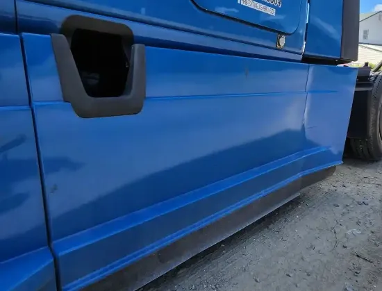 Picture of (Used) 2019 Freightliner Cascadia 126, FUEL TANK