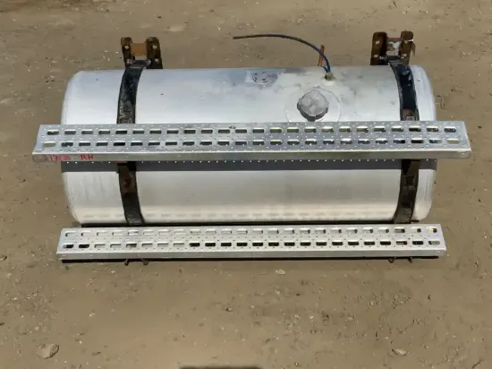 Picture of (Used) 2004 Sterling A9500, FUEL TANK