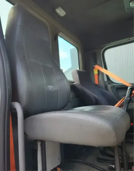 Picture of (Used) 2011 Freightliner Cascadia 113, SEAT