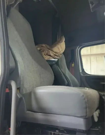 Picture of (Used) 2018 Freightliner Cascadia 125, SEAT