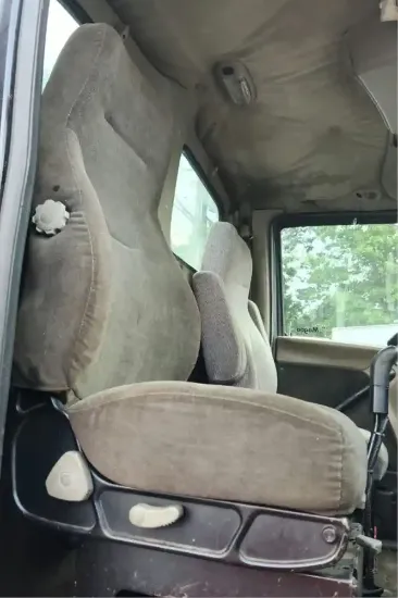 Picture of (Used) 2001 Sterling A9500, SEAT