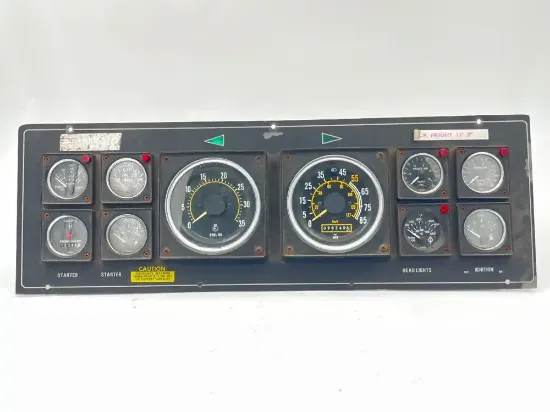Picture of (Used) 1993 Pierce Model Cab Forward, INSTRUMENT CLUSTER