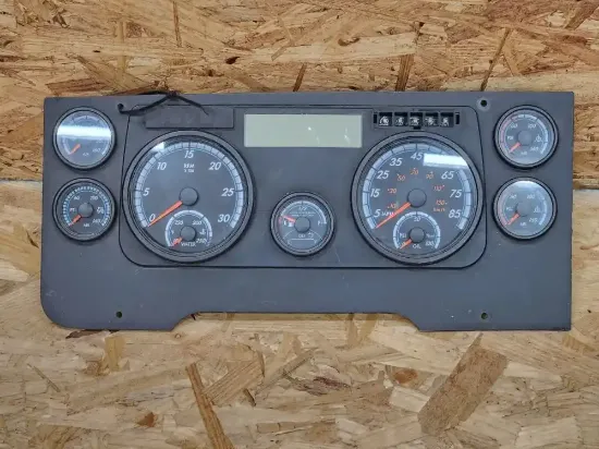 Picture of (Used) 2018 Freightliner Cascadia 125, INSTRUMENT CLUSTER