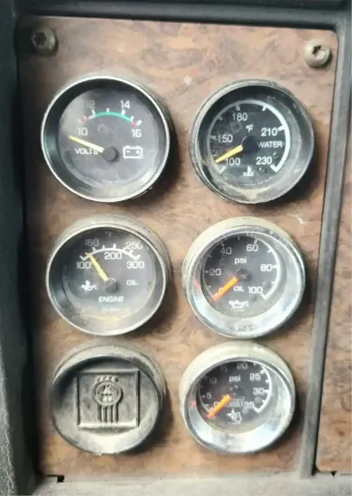 Picture of (Used) 1996 Kenworth T800, INSTRUMENT CLUSTER