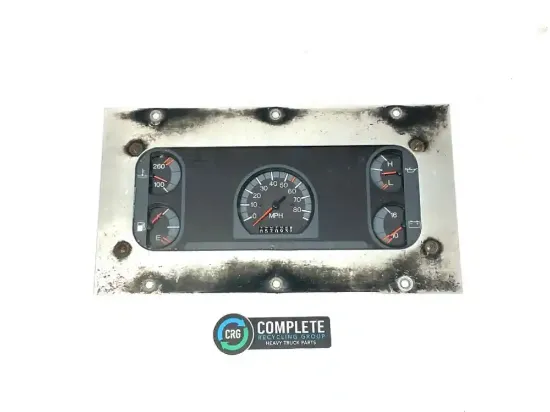 Picture of (Used) 2000 International INSTRUMENT CLUSTER 