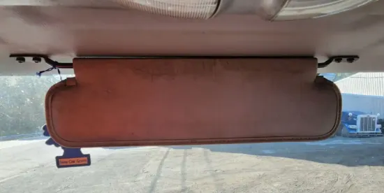 Picture of (Used) 2012 Peterbilt 587, SUN VISOR