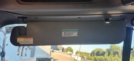 Picture of (Used) 2006 Freightliner Columbia 120, SUN VISOR