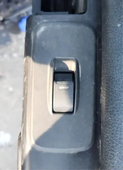 Picture of (Used) 2019 Hino 268, MISCELLANEOUS DASH SWITCHES