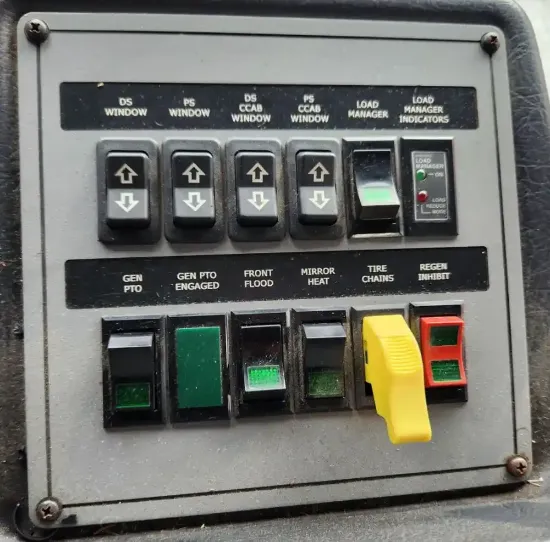 Picture of (Used) 2009 Pierce Custom Contender, MISCELLANEOUS DASH SWITCHES