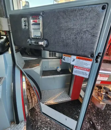 Picture of (Used) 2009 Pierce Custom Contender, INTERIOR DOOR PANEL