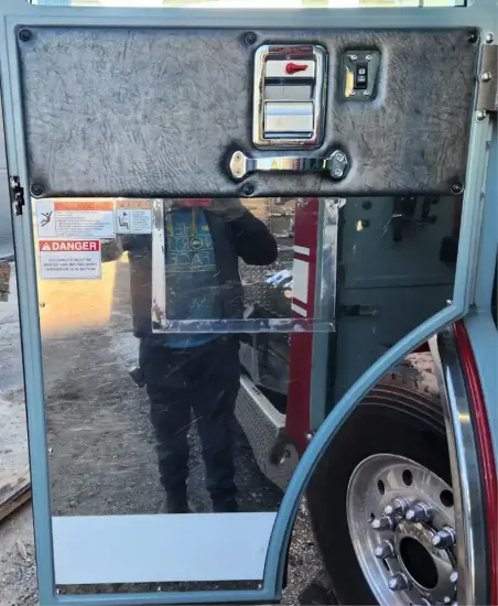 Picture of (Used) 2009 Pierce Custom Contender, INTERIOR DOOR PANEL