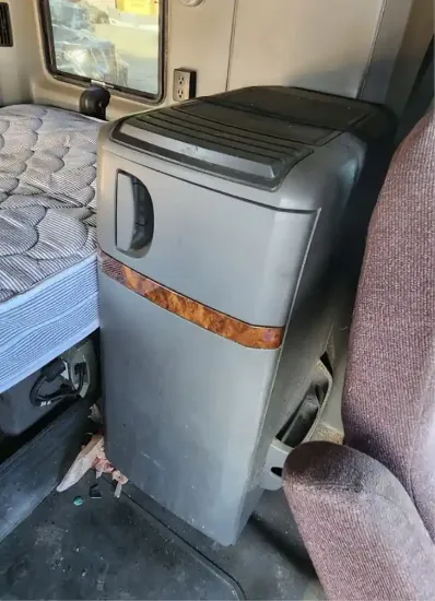 Picture of (Used) 2018 International LT625, SLEEPER CABINETS