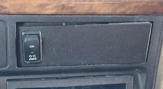 Picture of (Used) 2018 International LT625, MISCELLANEOUS DASH SWITCHES