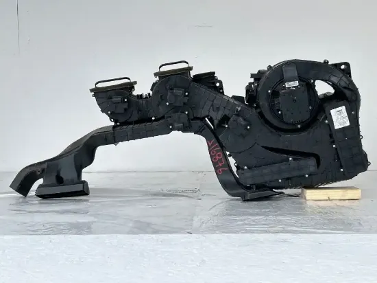 Picture of (Used) 2015 Kenworth T680, HEATER BOX ASSEMBLY