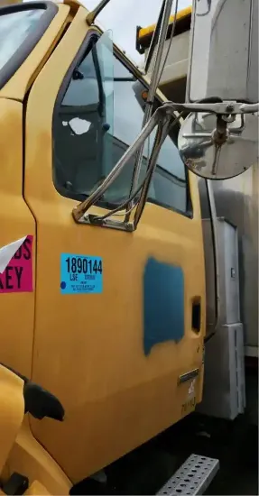 Picture of (Used) 2007 Sterling LT8500, DOOR