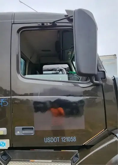 Picture of (Used) 2012 Volvo VNL, DOOR