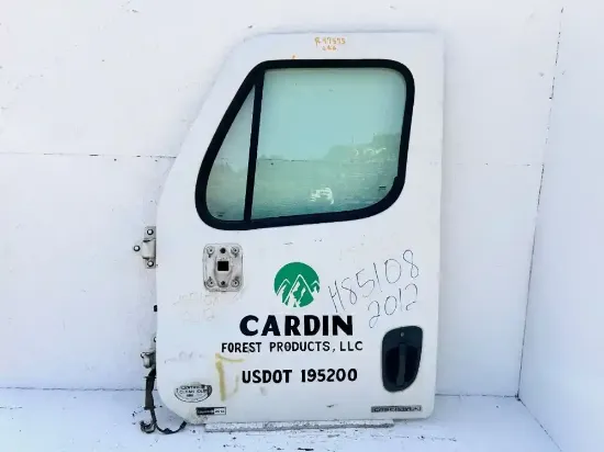 Picture of (Used) 2012 Freightliner Cascadia 125, DOOR