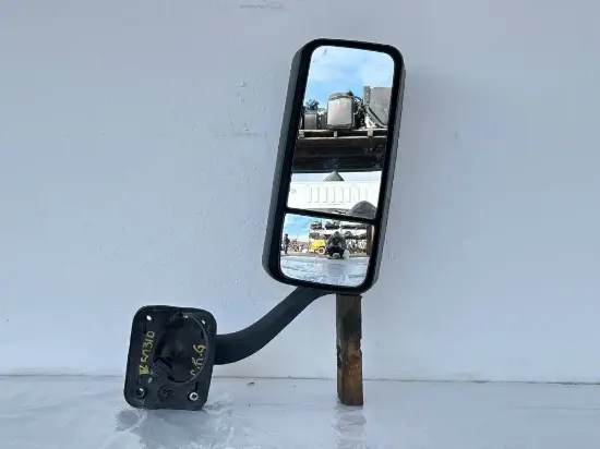 Picture of (Used) 2015 Freightliner Cascadia 113, SIDE VIEW MIRROR