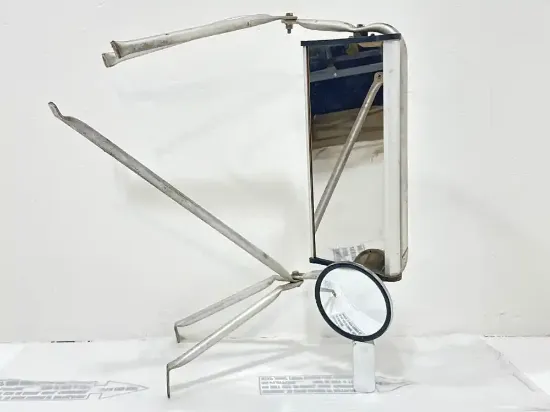 Picture of (Used) 2001 International 4700, SIDE VIEW MIRROR