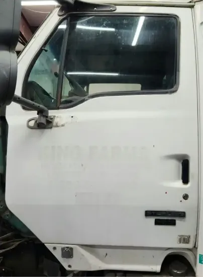 Picture of (Used) 2004 Sterling A9500, DOOR