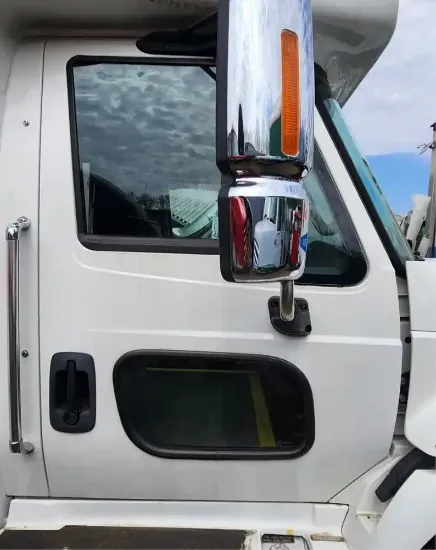 Picture of (Used) 2015 IC Corporation PC505, DOOR