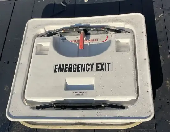 Picture of (Used) 2011 Freightliner B2, EMERGENCY EXIT ROOF HATCH