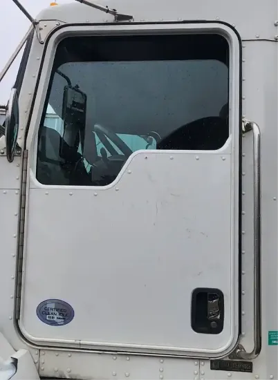 Picture of (Used) 2016 Kenworth T270, DOOR