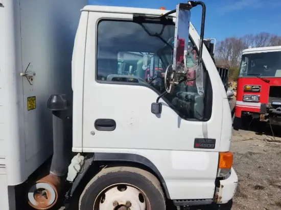 Picture of (Used) 2005 GMC W4500, DOOR