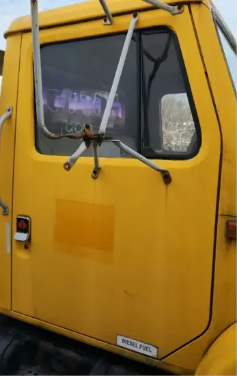 Picture of (Used) 1990 International 4600, DOOR