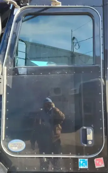 Picture of (Used) 2013 Peterbilt 384, DOOR