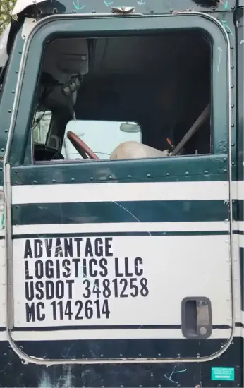 Picture of (Used) 2012 Peterbilt 386, DOOR