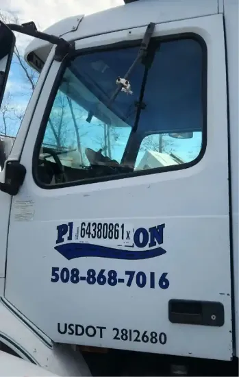 Picture of (Used) 2002 Volvo VHD, DOOR