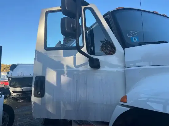 Picture of (Used) 2017 International, DOORS