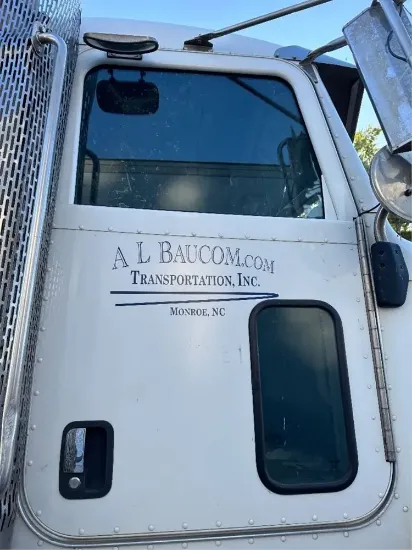Picture of (Used) 2012 Peterbilt 365, DOOR