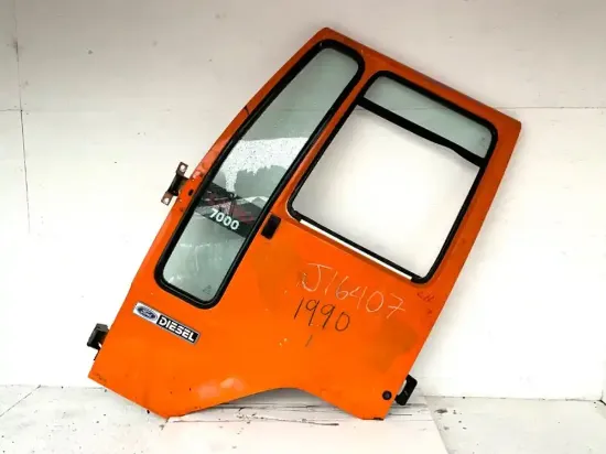 Picture of (Used)  1990 Ford CF7000, DOOR ASSEMBLY