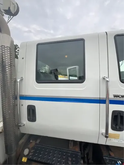 Picture of (Used) 2009 International 7300, REAR DOOR ASSEMBLY