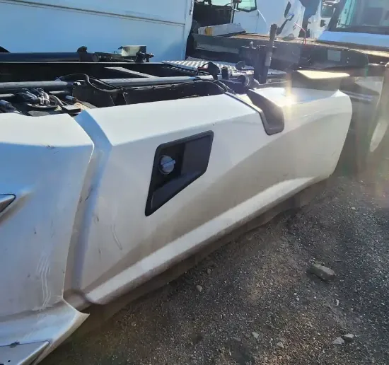 Picture of (Used) 2020 Kenworth T680, FUEL TANK